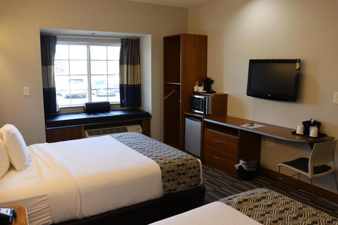 Microtel Inn & Suites By Wyndham Columbus Near Fort Moore Eksteriør billede