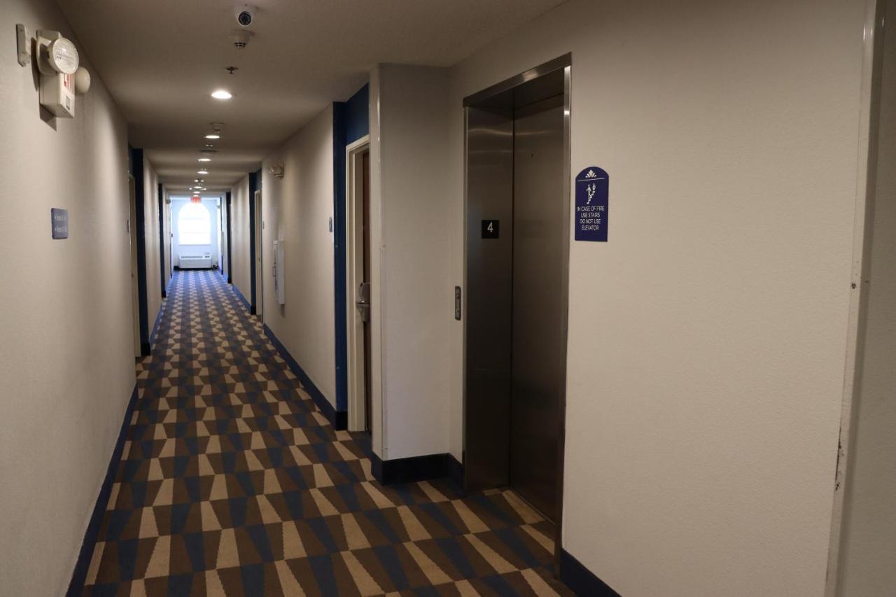 Microtel Inn & Suites By Wyndham Columbus Near Fort Moore Eksteriør billede