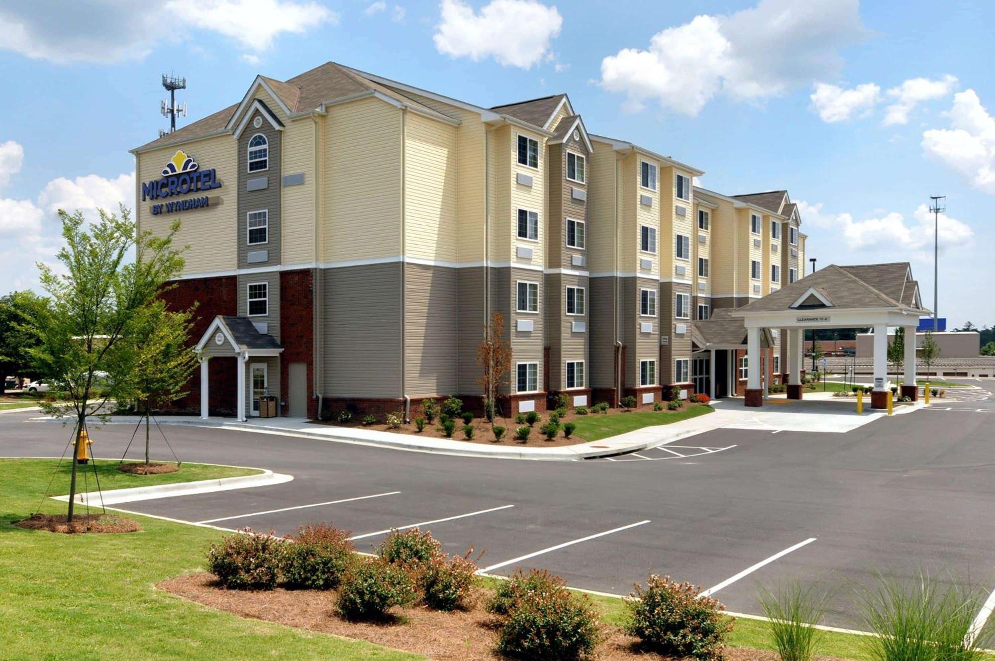 Microtel Inn & Suites By Wyndham Columbus Near Fort Moore Eksteriør billede